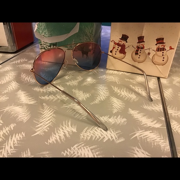 👑 Rocket Popsicle Aviator Glasses - Picture 3 of 6